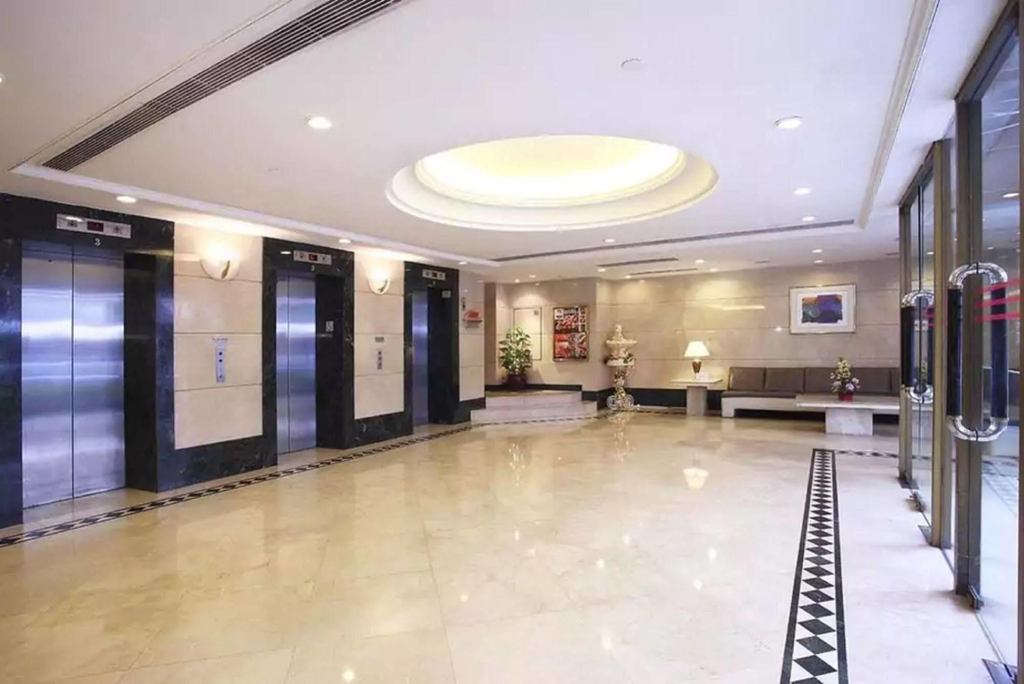 The South China Hotel Hong Kong Extérieur photo